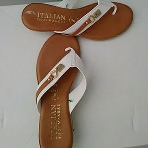 🇮🇹 Italian sandals